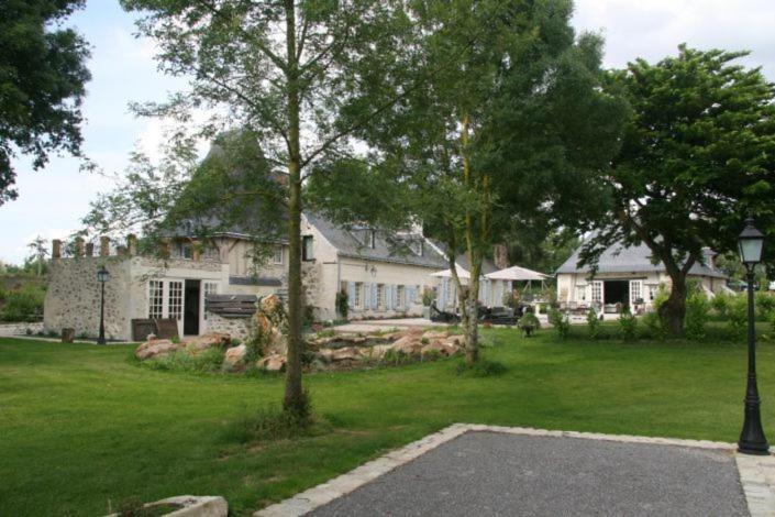 Le Mouton Bed & Breakfast Blaison Ngoại thất bức ảnh
